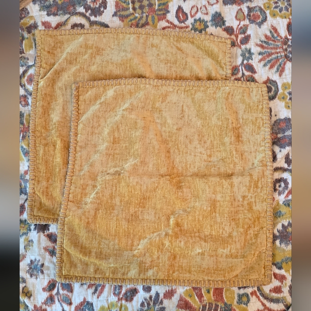 Set of Two 6 x 6 Velvet Gold Throw Pillow Covers